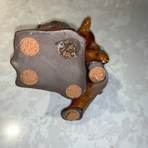 Vintage Brown Bear & Tree Stump Ceramic Spoon Holder flower vase - Picture 10 of 10